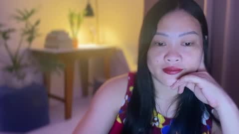 Snapshot of sweetestsmile_ chatting on 04/05/26, 12:52 Khaye online show from 04/05/26, 12:52