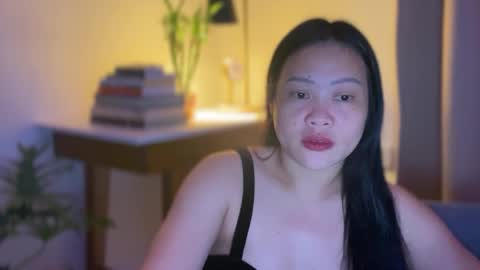 Snapshot of sweetestsmile_ chatting on 04/08/26, 01:05 Khaye online show from 04/08/26, 01:05
