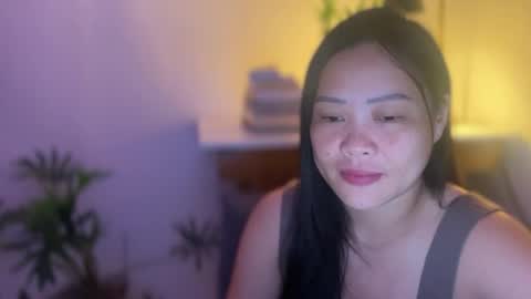 Snapshot of sweetestsmile_ chatting on 04/09/26, 02:44 Khaye online show from 04/09/26, 02:44