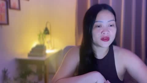 Snapshot of sweetestsmile_ chatting on 04/10/26, 11:20 Khaye online show from 04/10/26, 11:20