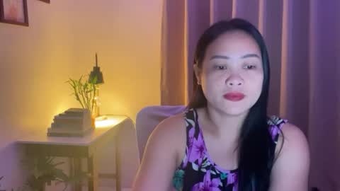 Snapshot of sweetestsmile_ chatting on 04/12/26, 03:06 Khaye online show from 04/12/26, 03:06