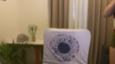 Snapshot of sweetestsmile_ chatting on 04/15/26, 03:35 Khaye online show from 04/15/26, 03:35
