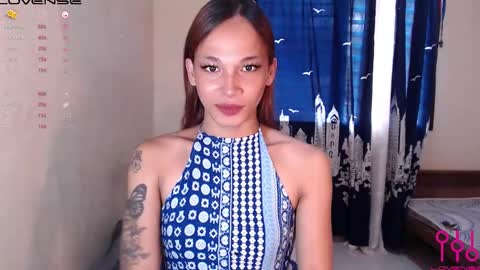 sweetkatniss online show from 01/11/25, 02:41