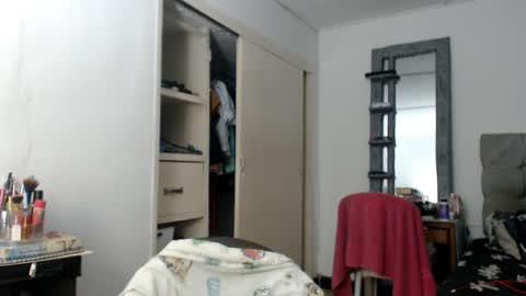 SWEETFANTASYVEN online show from 10/18/25, 01:08