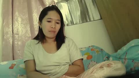 Snapshot of sweetfilipinawet chatting on 01/10/25, 11:54 Stacy online show from 01/10/25, 11:54