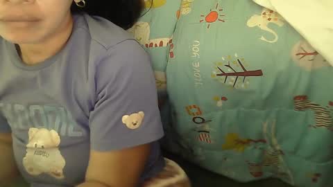 Snapshot of sweetfilipinawet chatting on 02/19/25, 07:27 Stacy online show from 02/19/25, 07:27