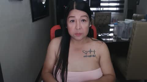 Snapshot of sweetflavor4uxxx chatting on 04/01/26, 09:43 GoddessAira4uTS online show from 04/01/26, 09:43