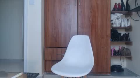 your favourite berry online show from 12/04/24, 10:35