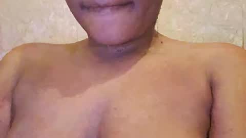 Snapshot of sweetgirl23232 chatting on 01/08/25, 09:12 Sandy online show from 01/08/25, 09:12