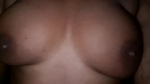 Snapshot of sweetgirl23232 chatting on 02/13/25, 02:12 Sandy online show from 02/13/25, 02:12