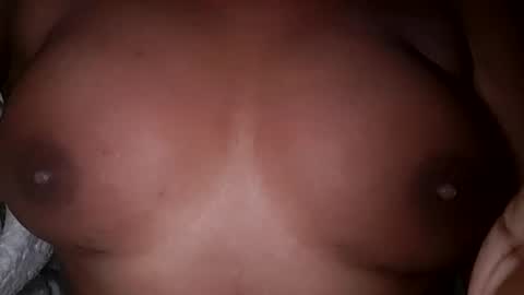 Snapshot of sweetgirl23232 chatting on 02/20/25, 04:25 Sandy online show from 02/20/25, 04:25