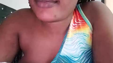 Snapshot of sweetgirl23232 chatting on 02/22/25, 04:07 Sandy online show from 02/22/25, 04:07