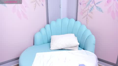 MIA  online show from 02/05/25, 06:15