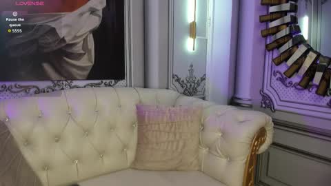 MIA  online show from 09/09/25, 10:37