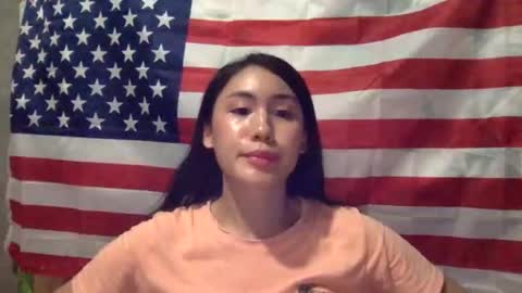 sweetgirllucy24xx online show from 02/15/26, 03:31