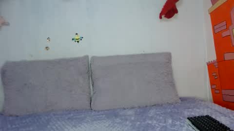 Snapshot of sweetgirsl chatting on 03/20/26, 05:40 sweetgirsl online show from 03/20/26, 05:40