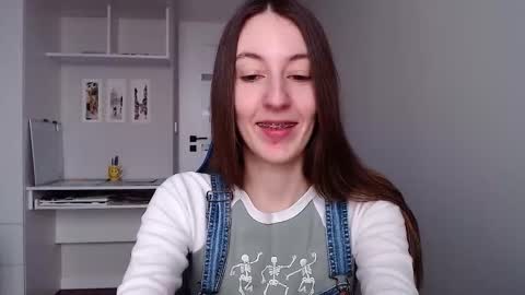 Snapshot of sweetheart_77 chatting on 01/13/26, 08:30 Emma online show from 01/13/26, 08:30