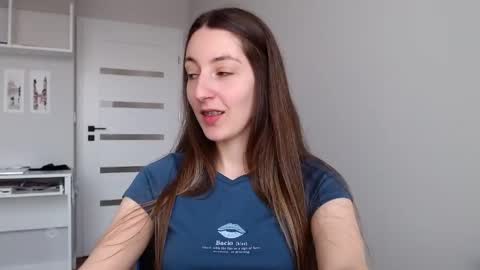 Emma  online show from 06/02/26, 09:33