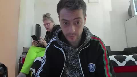 Snapshot of sweetheart_loves chatting on 04/18/26, 08:40 Christine online show from 04/18/26, 08:40