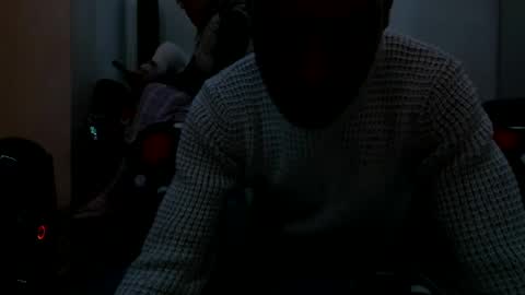 Snapshot of sweetheart_loves chatting on 04/22/26, 09:22 Christine online show from 04/22/26, 09:22