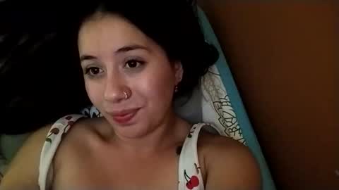 Snapshot of sweetie__annie chatting on 04/08/26, 05:51 Ana Mara i cant Make noise My family is here online show from 04/08/26, 05:51