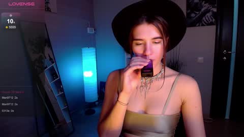 sweetie_catt online show from 02/11/25, 12:27