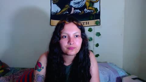 Snapshot of sweetie_maryy chatting on 01/15/26, 08:01 Maria my insta sweetie maryy online show from 01/15/26, 08:01