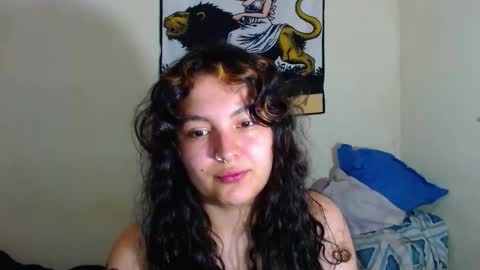 Snapshot of sweetie_maryy chatting on 03/13/26, 05:19 Maria my insta sweetie maryy online show from 03/13/26, 05:19