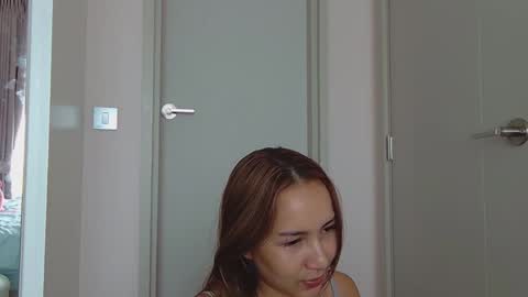 Snapshot of sweetie_natasha chatting on 02/24/25, 06:05 Sweetie Natasha online show from 02/24/25, 06:05