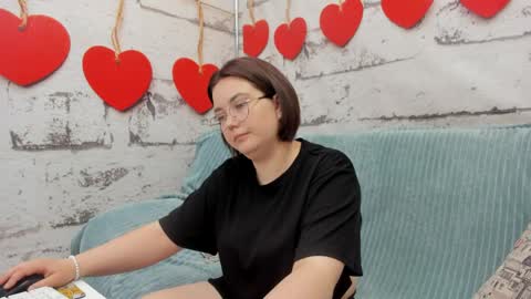ROZZY online show from 05/02/26, 01:32