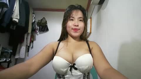Snapshot of sweetie_trishiaxx chatting on 04/15/26, 09:05 Your GoodGirlSweet trish online show from 04/15/26, 09:05