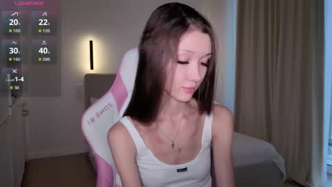 Snapshot of sweetiebones chatting on 06/05/26, 02:51 bratty gf online show from 06/05/26, 02:51