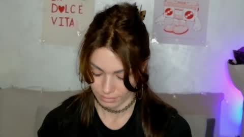 Snapshot of sweetiedarlingxoxox chatting on 03/27/26, 01:22 Daddy Babby Girl online show from 03/27/26, 01:22