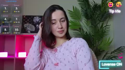 Snapshot of sweetiekendl chatting on 02/12/26, 09:21 Kendl online show from 02/12/26, 09:21