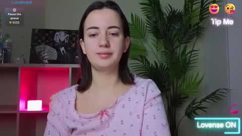 Snapshot of sweetiekendl chatting on 02/21/26, 12:22 Kendl online show from 02/21/26, 12:22