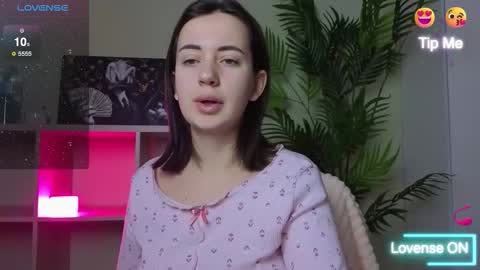 Snapshot of sweetiekendl chatting on 02/23/26, 10:40 Kendl online show from 02/23/26, 10:40