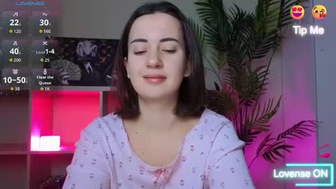 Snapshot of sweetiekendl chatting on 03/08/26, 09:29 Kendl online show from 03/08/26, 09:29