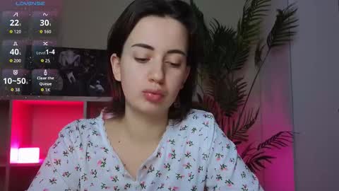 Snapshot of sweetiekendl chatting on 03/25/26, 11:00 Kendl online show from 03/25/26, 11:00