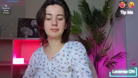 Snapshot of sweetiekendl chatting on 03/29/26, 09:59 Kendl online show from 03/29/26, 09:59