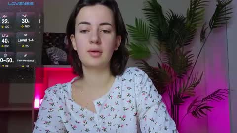 Snapshot of sweetiekendl chatting on 04/11/26, 10:52 Kendl online show from 04/11/26, 10:52