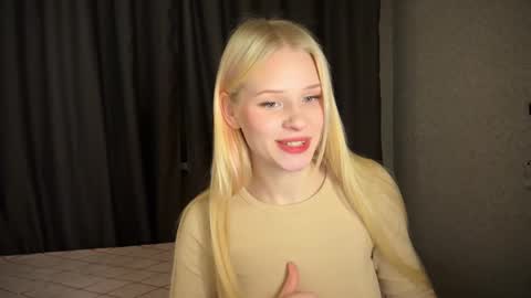 Snapshot of sweetielis chatting on 01/02/25, 02:13 sweetie Lisa3 online show from 01/02/25, 02:13