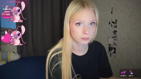 Snapshot of sweetielis chatting on 02/03/25, 12:14 sweetie Lisa3 online show from 02/03/25, 12:14