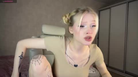 Snapshot of sweetielis chatting on 03/11/25, 05:02 sweetie Lisa3 online show from 03/11/25, 05:02