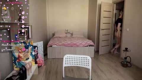 Snapshot of sweetielis chatting on 09/18/25, 01:57 sweetie Lisa3 online show from 09/18/25, 01:57