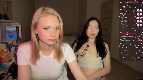 Snapshot of sweetielis chatting on 11/17/25, 07:52 sweetie Lisa3 online show from 11/17/25, 07:52