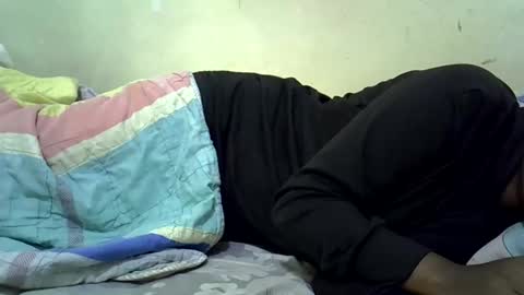 Snapshot of sweetielonglips chatting on 12/17/25, 07:58 sweetielonglips online show from 12/17/25, 07:58