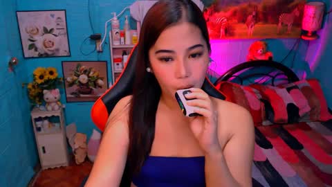 Nicole online show from 12/13/24, 03:49