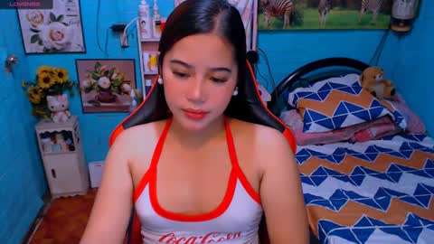 Nicole online show from 03/04/25, 03:26