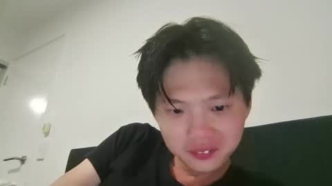 Snapshot of sweetiepuppy421 chatting on 12/19/25, 02:57 sweetiepuppy421 online show from 12/19/25, 02:57