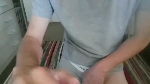 Snapshot of sweetiepuppy421 chatting on 01/07/26, 01:08 sweetiepuppy421 online show from 01/07/26, 01:08